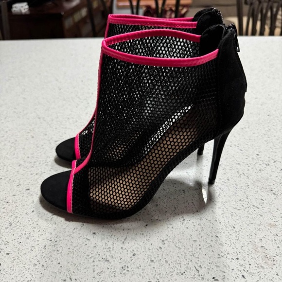Black & Pink Mesh Peep Toe Ankle Booties - Picture 3 of 5